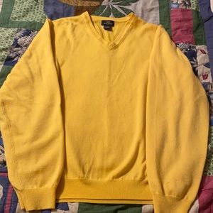 Brooks Brothers Merino wool V neck sweater